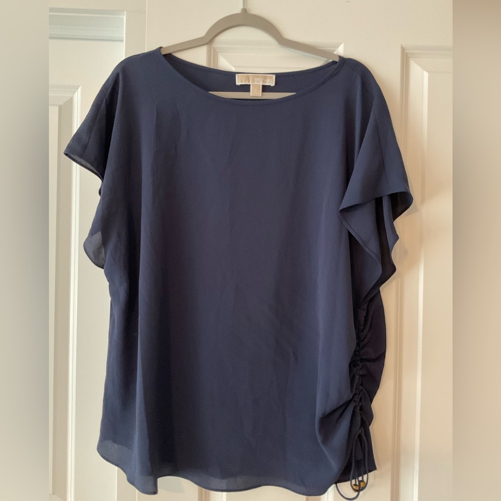 Michael Kors 1X top with side accent